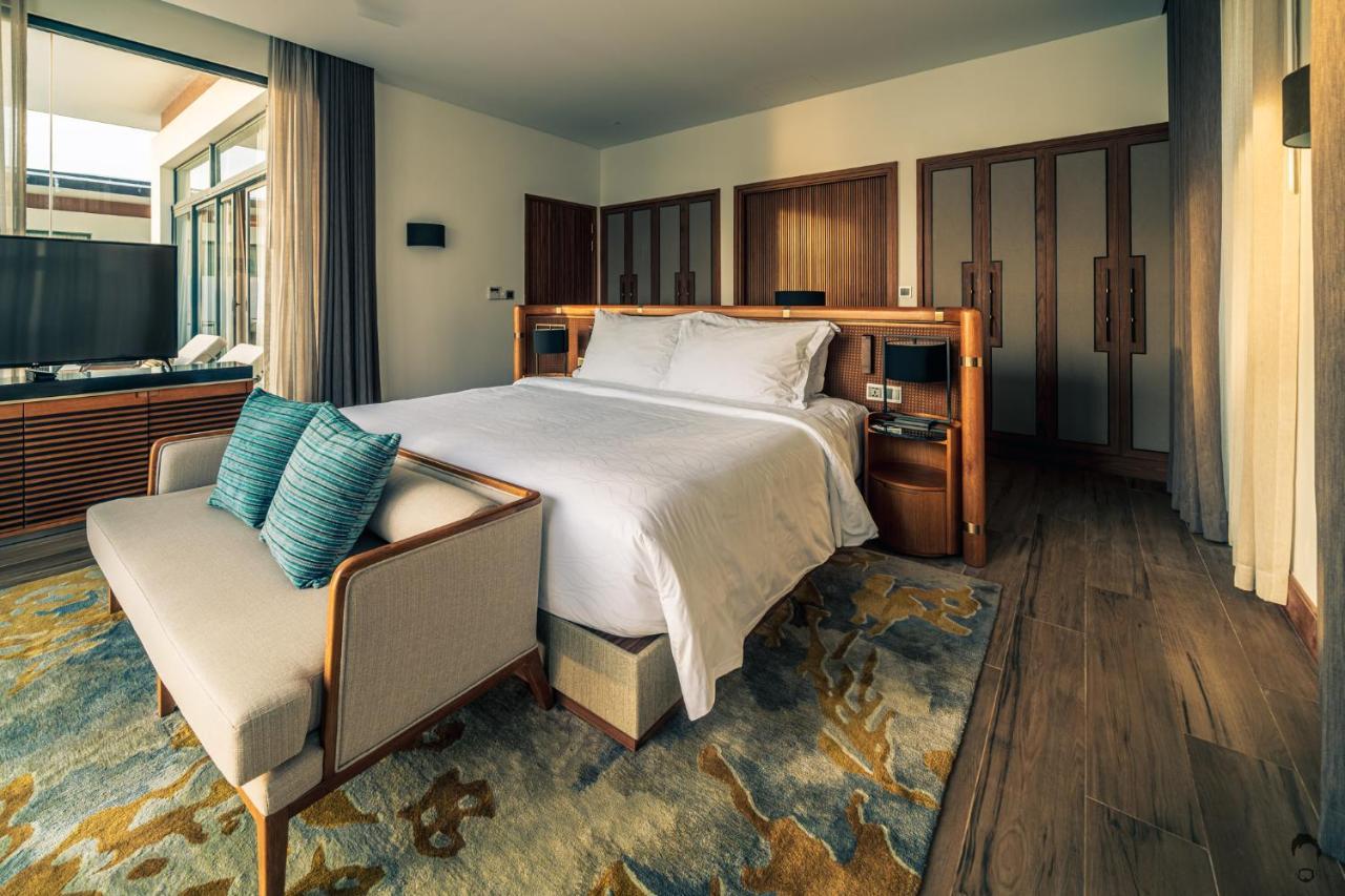 เมอเวนพิค วิลลา แอนด์ เรสซิเดนซ์ ฟู้ก๊วก Hotel ฟู้โกว๊ก ภายนอก รูปภาพ A bedroom at the hotel