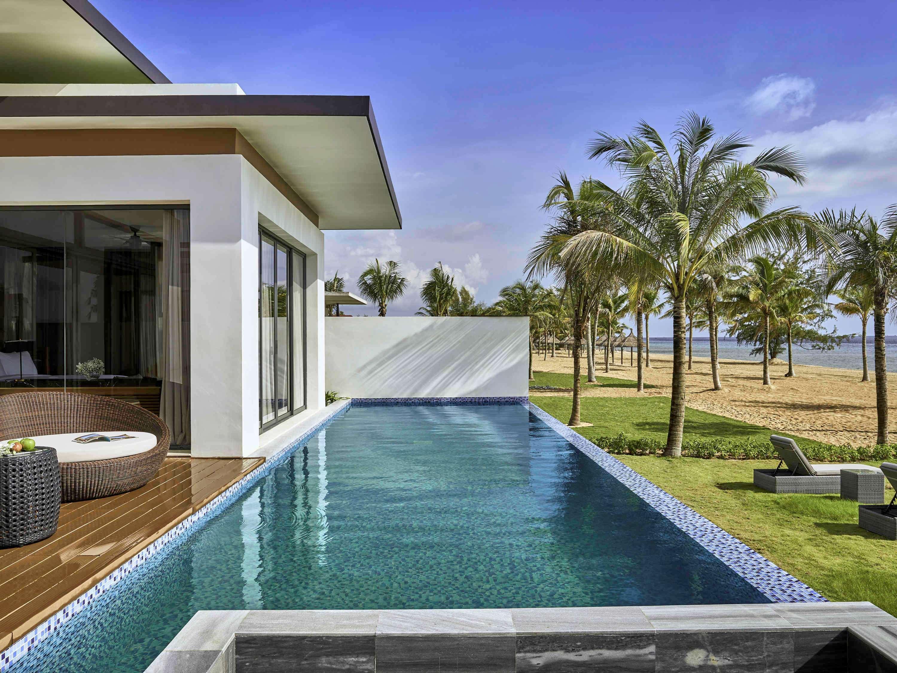 เมอเวนพิค วิลลา แอนด์ เรสซิเดนซ์ ฟู้ก๊วก Hotel ฟู้โกว๊ก ภายนอก รูปภาพ A pool villa at the resort